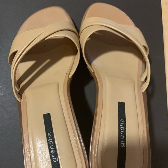 Sandals - Picture 4 of 5